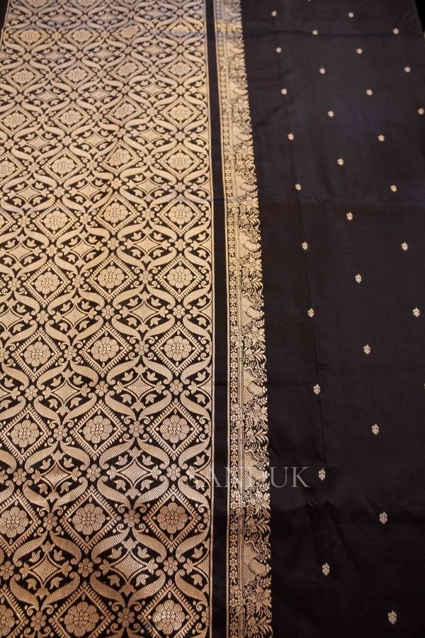 विभावरी (साडी)
