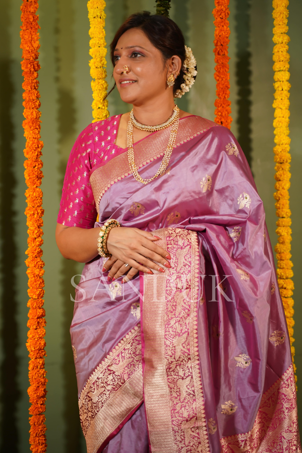 लवीना (साडी)