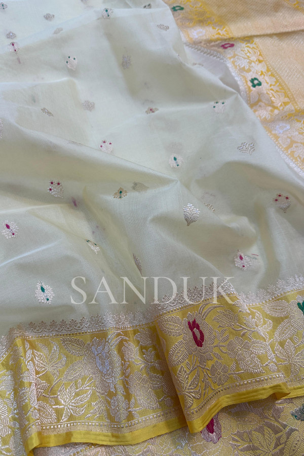 ऑफ व्हाईट कढियाल बॉर्डर टिश्यू सिल्क (साडी)