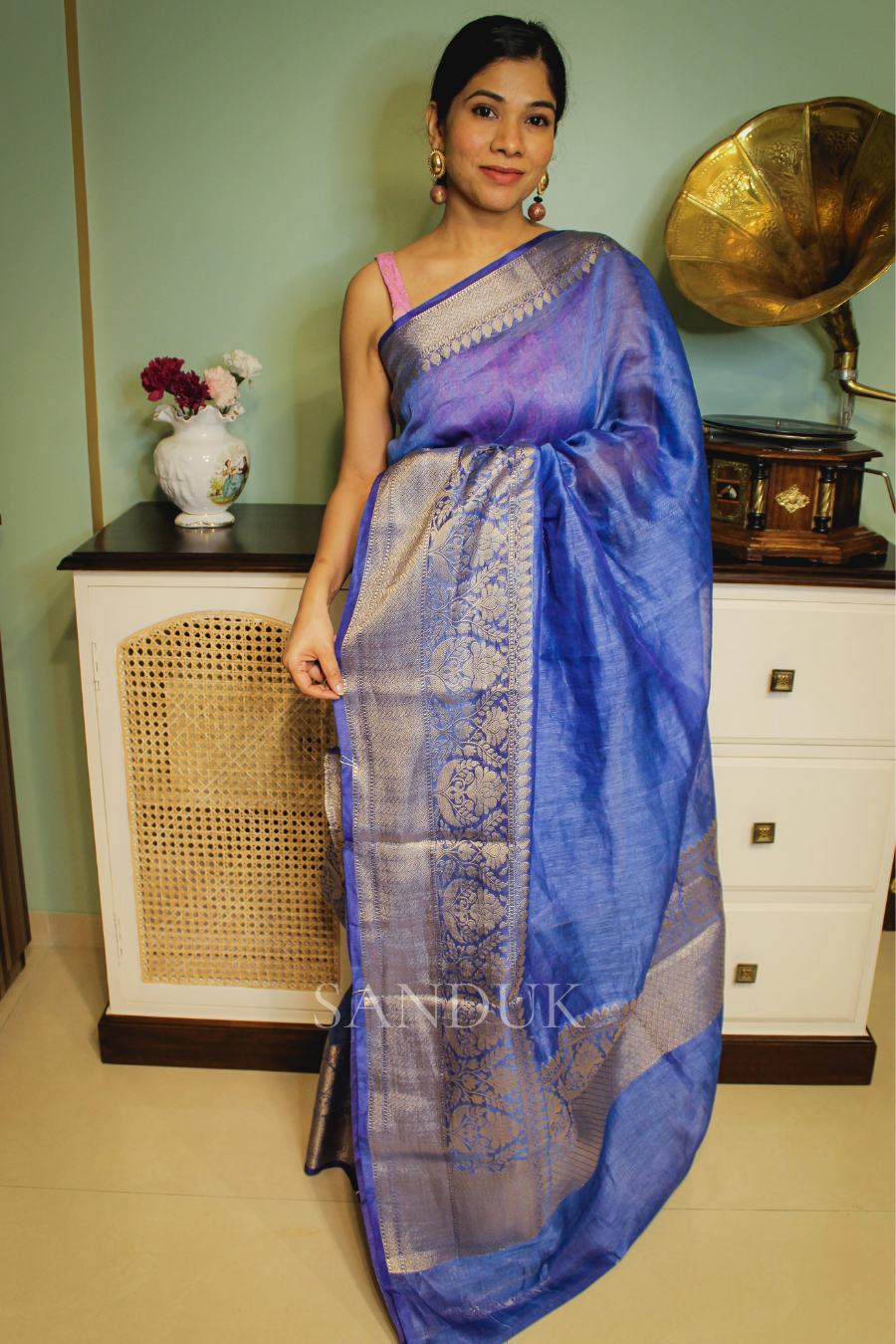 Soonera (Saree)