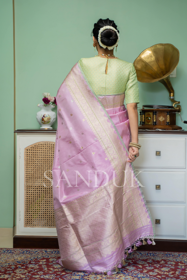 nirvi (saree)