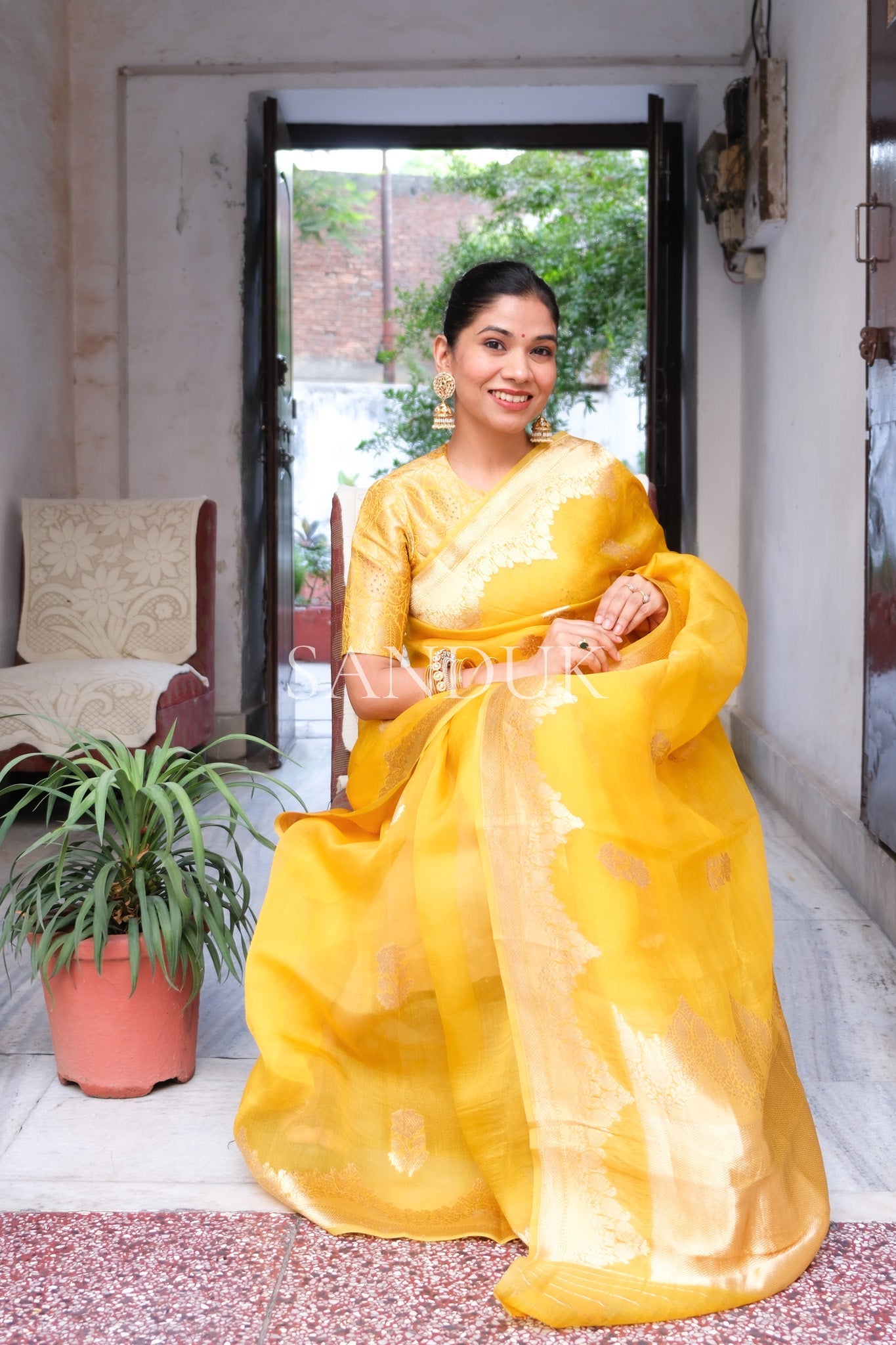 सूर्यमुखी (साडी)
