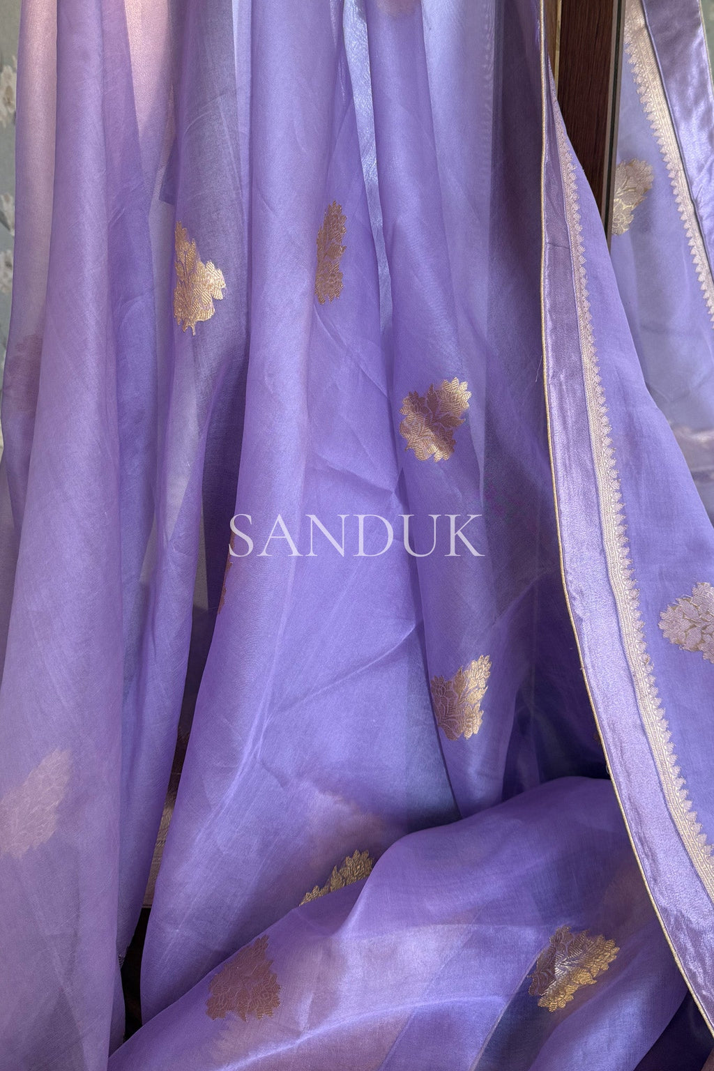 लिली कोरा सिल्क (साडी)