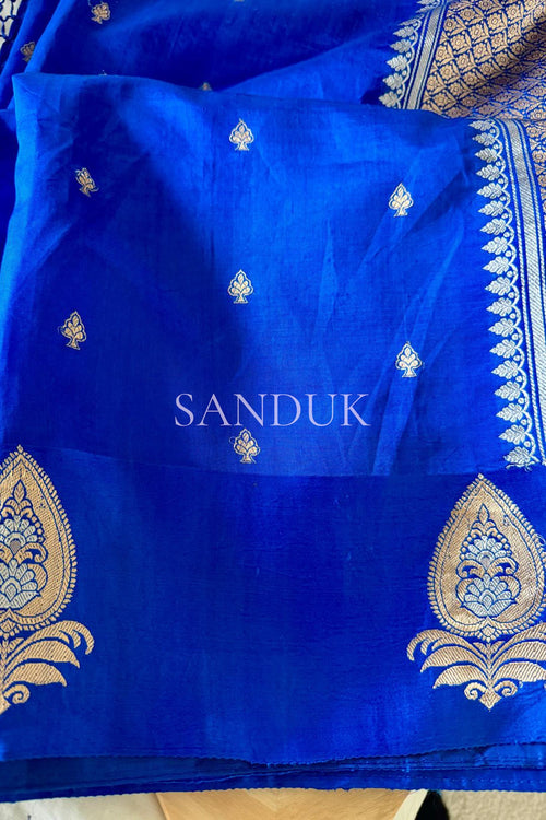 बुटा सिल्क साडी