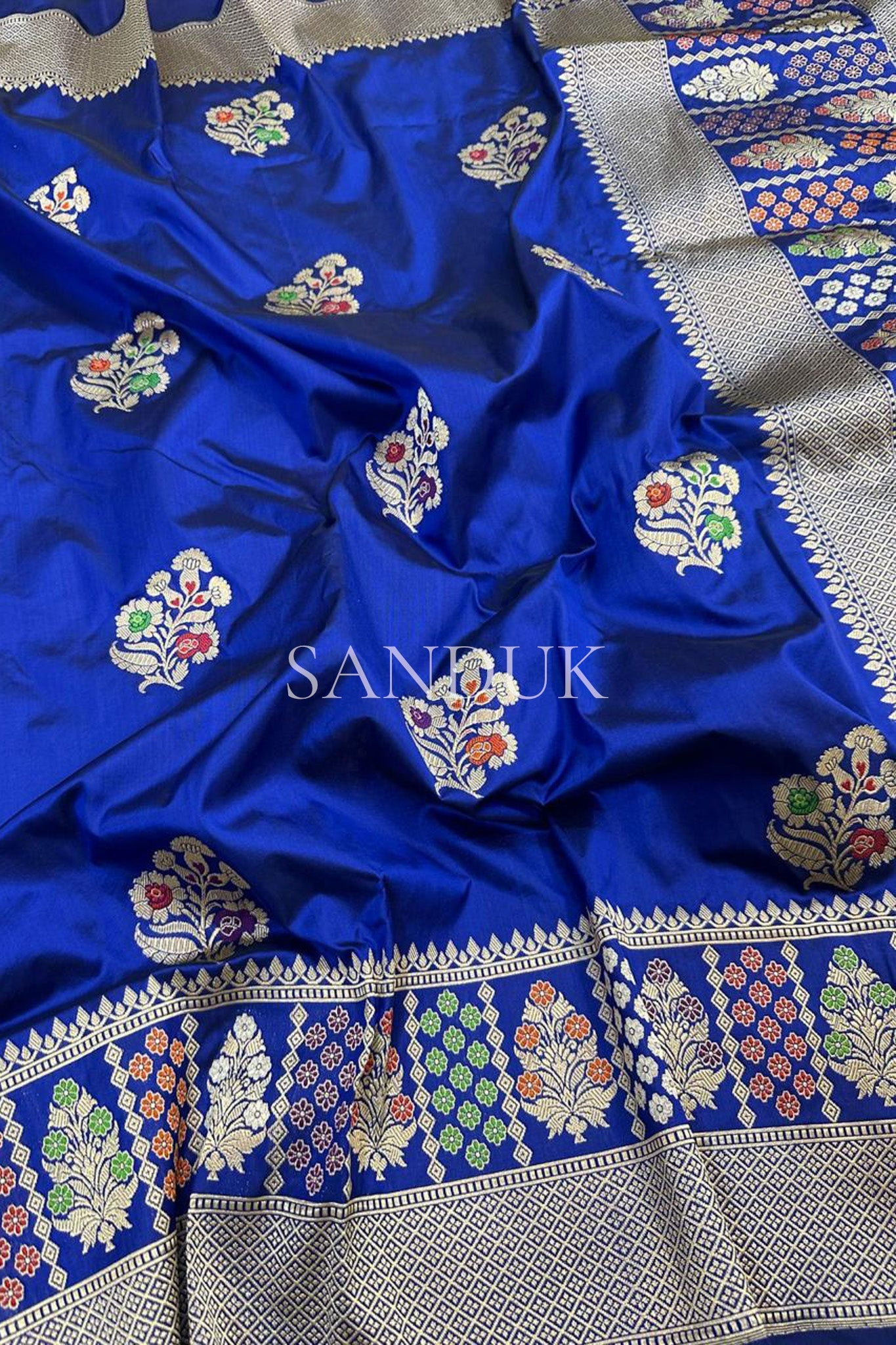 श्रीमा काटन सिल्क (साडी)